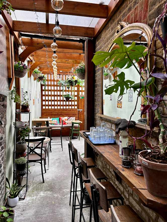 Mabelle's Cafe - 1