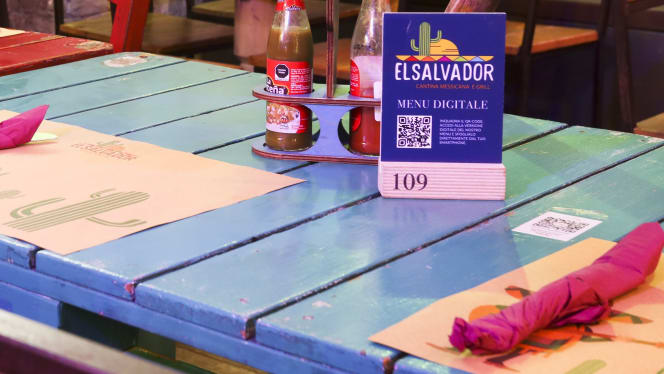 El Salvador Mexican - Texan Pub - 9