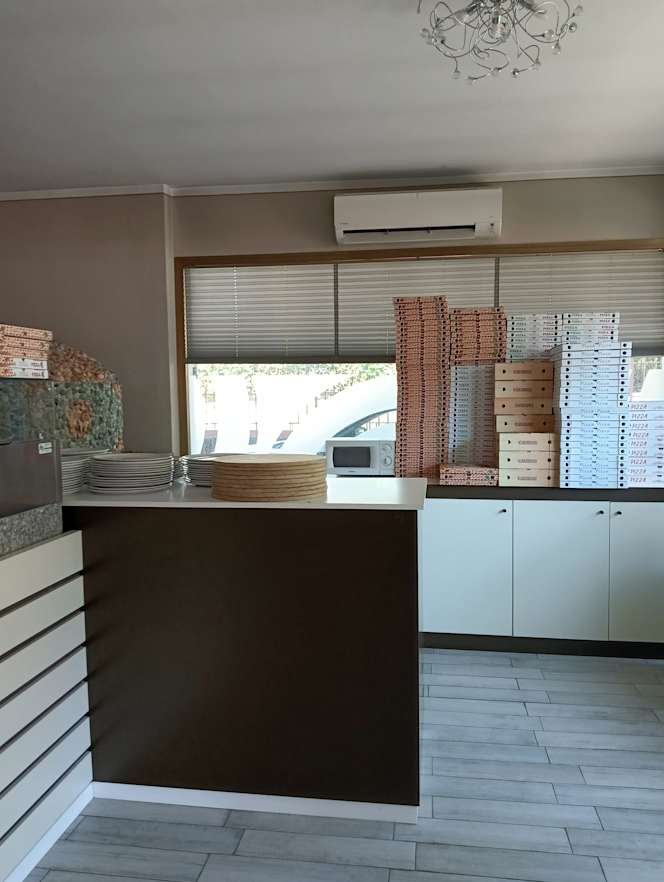 Pizzeria Mediterraneo Di Salmoun M - 5