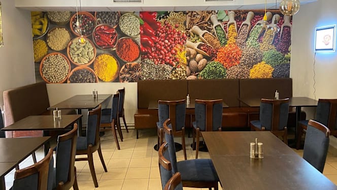 Unan Indisk Restaurang & Bar - 4