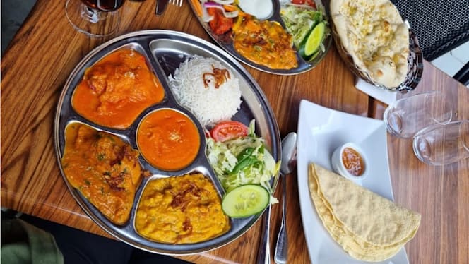 Unan Indisk Restaurang & Bar - 3