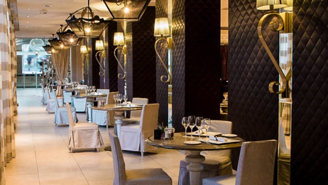 La Table du Roi - Grand Hôtel Roi René - 9