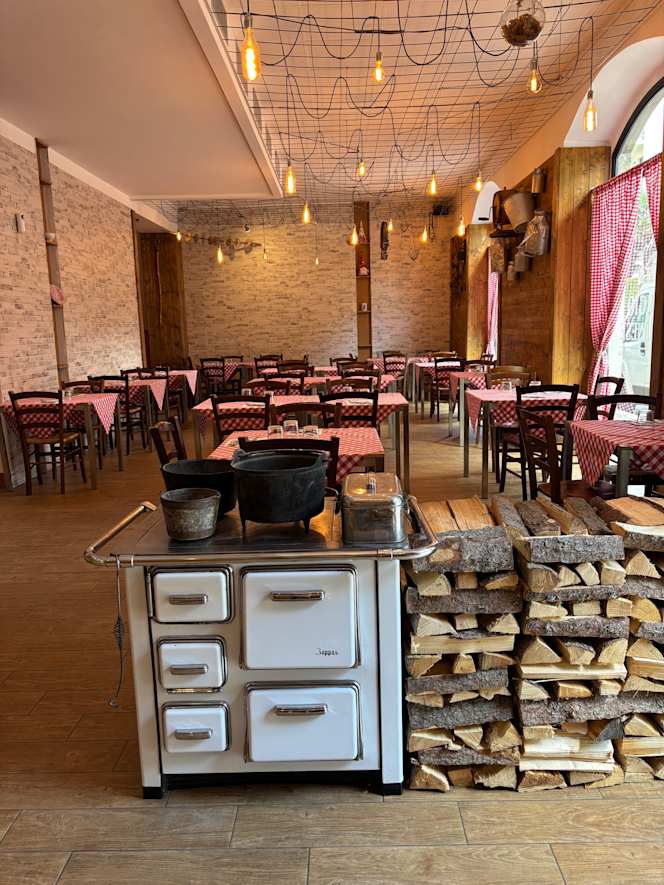Il Rifugio Valtellinese - pizzoccheri, sciatt e cucina valtellinese - 4
