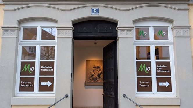 M10 Badisches Cafe & Restaurant Am Marktplatz - 1