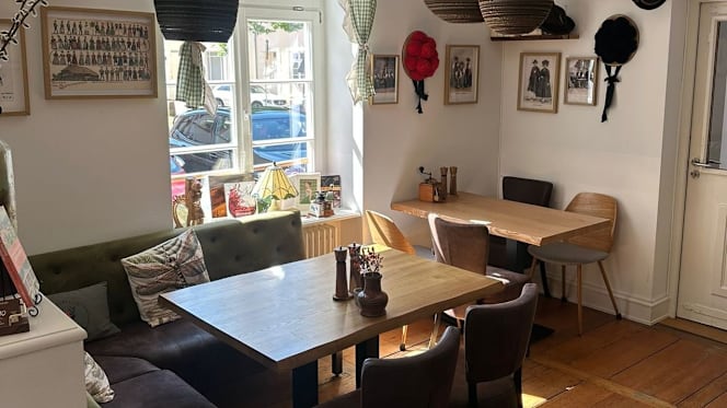 M10 Badisches Cafe & Restaurant Am Marktplatz - 2