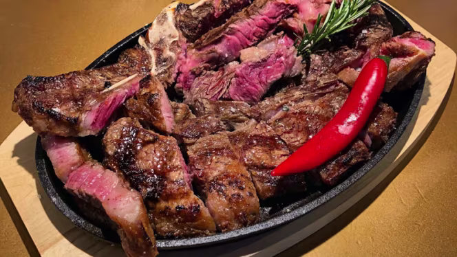 • NAMEZA • Steakhouse Lounge - 5