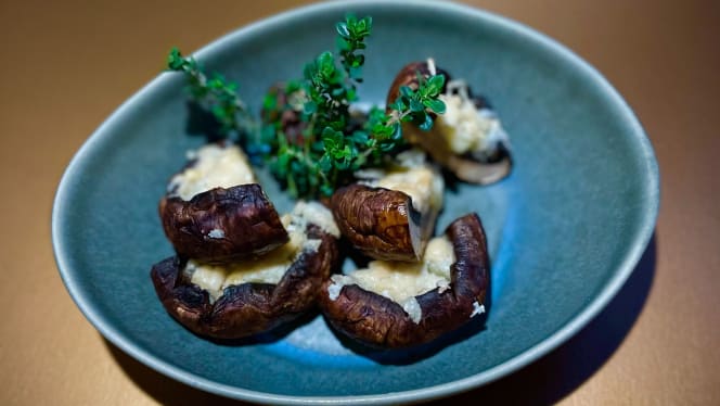 • NAMEZA • Steakhouse Lounge - 1