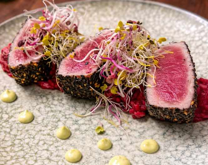 Hungry Gastro Food Bar - 3