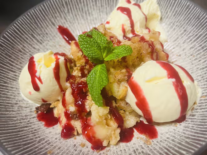 Hungry Gastro Food Bar - 1