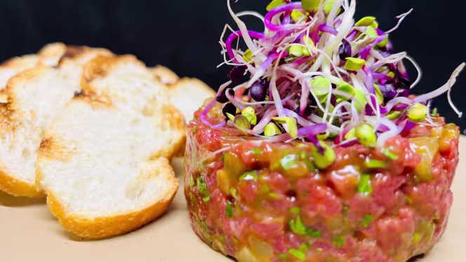 Hungry Gastro Food Bar - 4