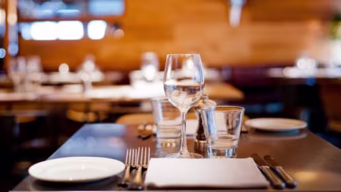 1700 Tapas & Wines - 4