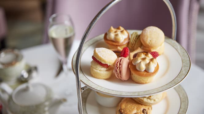 Platform 7 Tea Lounge at Charing Cross - 2