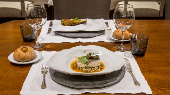 Restaurante Dos Reis - Parador de Santiago de Compostela - 0