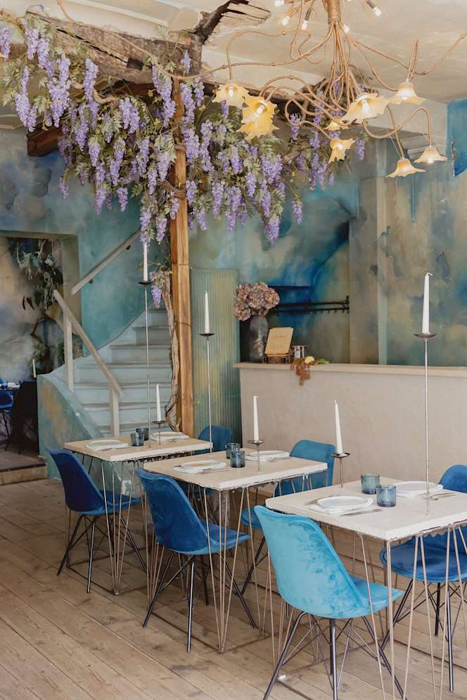 Epiphany's Kitchen Gent - 6