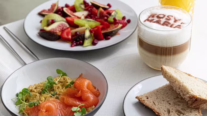 Rosy et Maria – Maison de Beauté Carita - 3