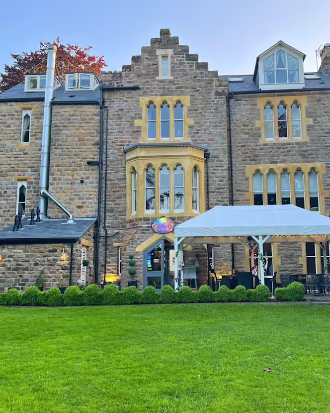 Holi & Bhang Restaurant & Bar - 3