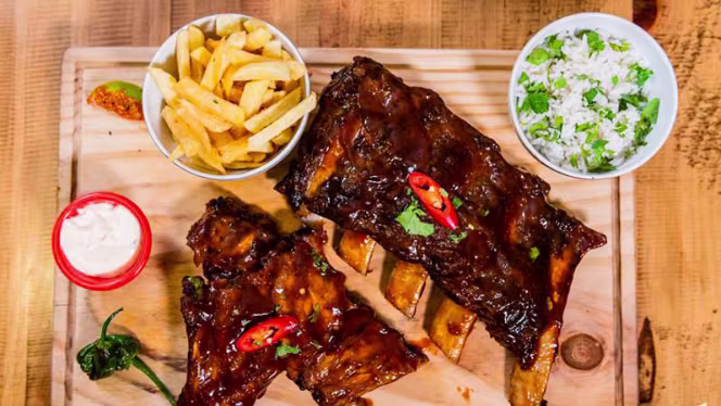 Contrabando Restaurante e Bar - 24 de Julho - 5