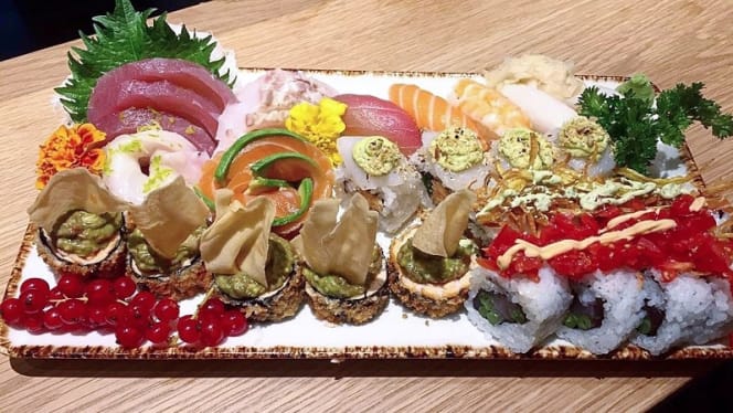 Manko Sushi Restaurant - 2