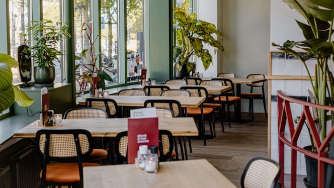 Café Restaurant Erasmus - 0