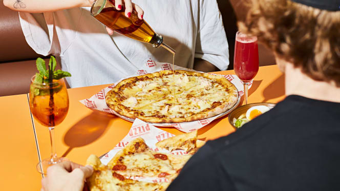 Doughnation Pizza - 4