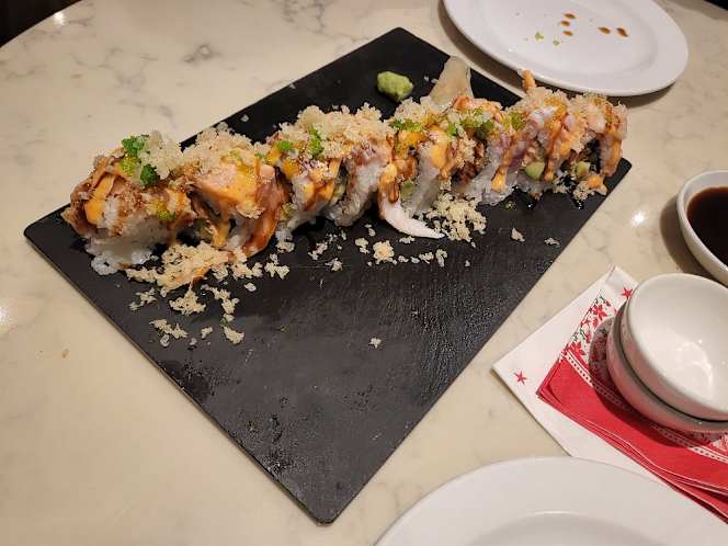 Isara Thai and Japanese Restaurant - 9