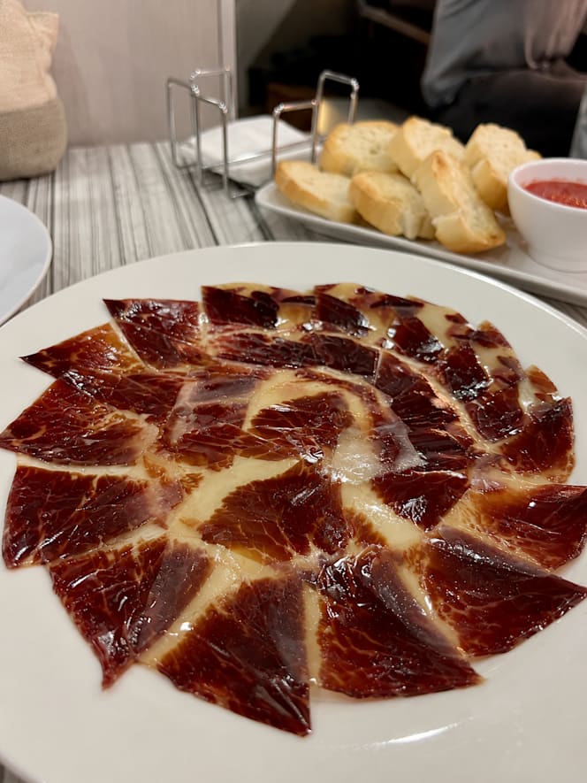 La Manduca Gastrobar - 0