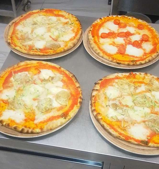 CINQUE STELLE PIZZERIA RISTORANTE - 4