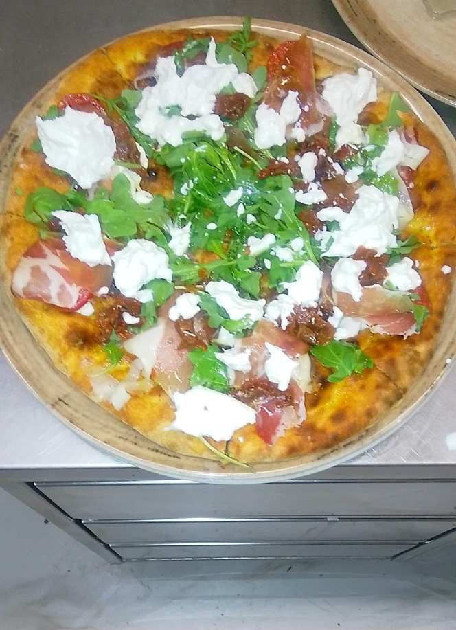 CINQUE STELLE PIZZERIA RISTORANTE - 1