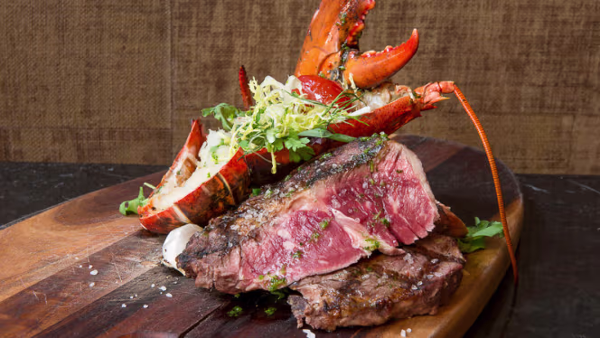 Bistro Brasserie Bleu - 6