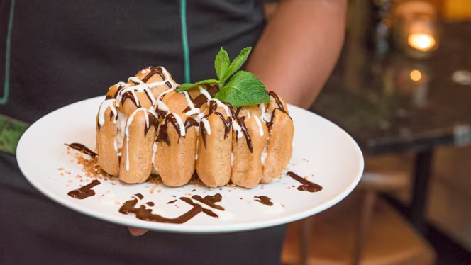 Bistro Brasserie Bleu - 2