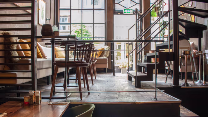 Bistro Brasserie Bleu - 8