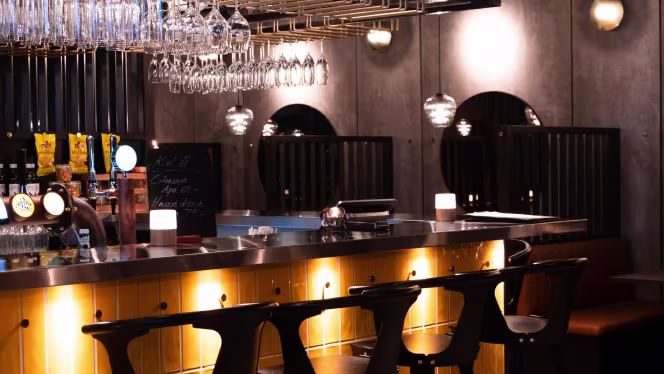 Phil's Magnus Ladulåsgatan - 8