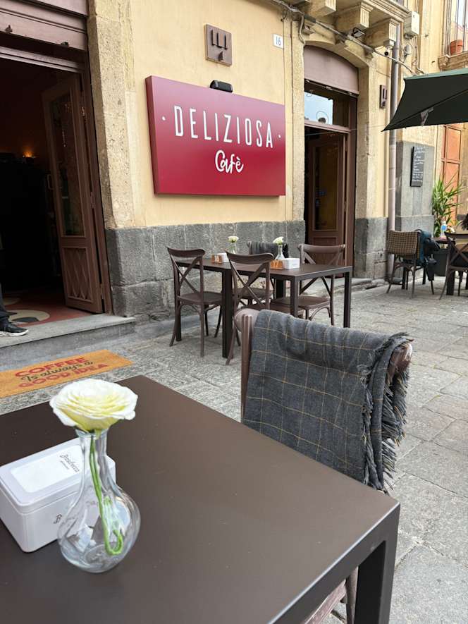 Deliziosa Cafe - 4