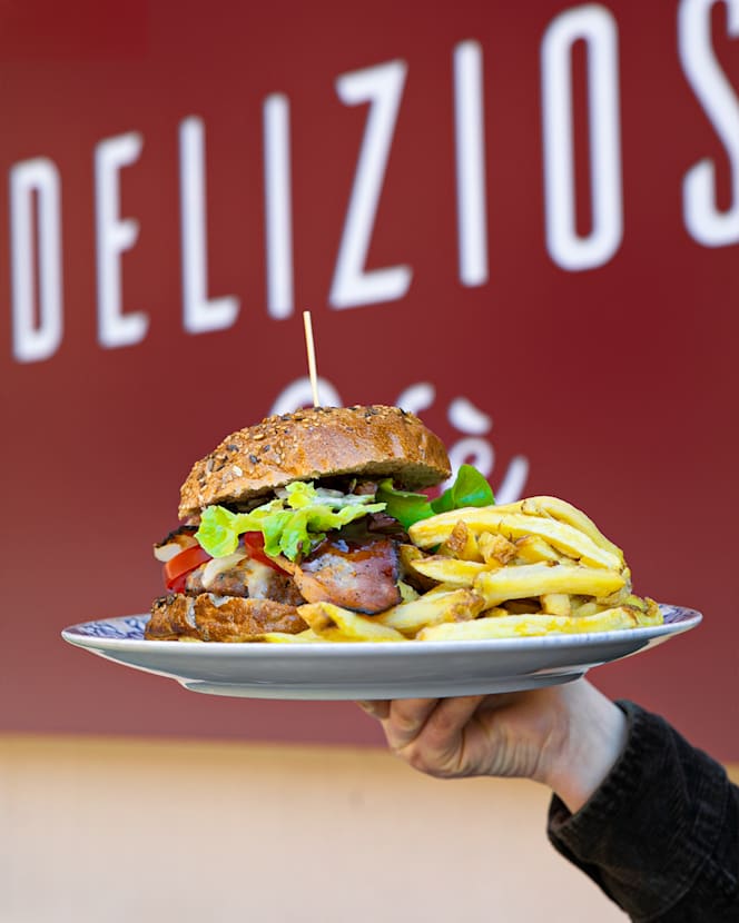 Deliziosa Cafe - 8