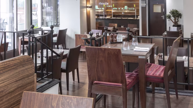 The Restaurant and Bar at Thistle Royal Trafalgar - 2