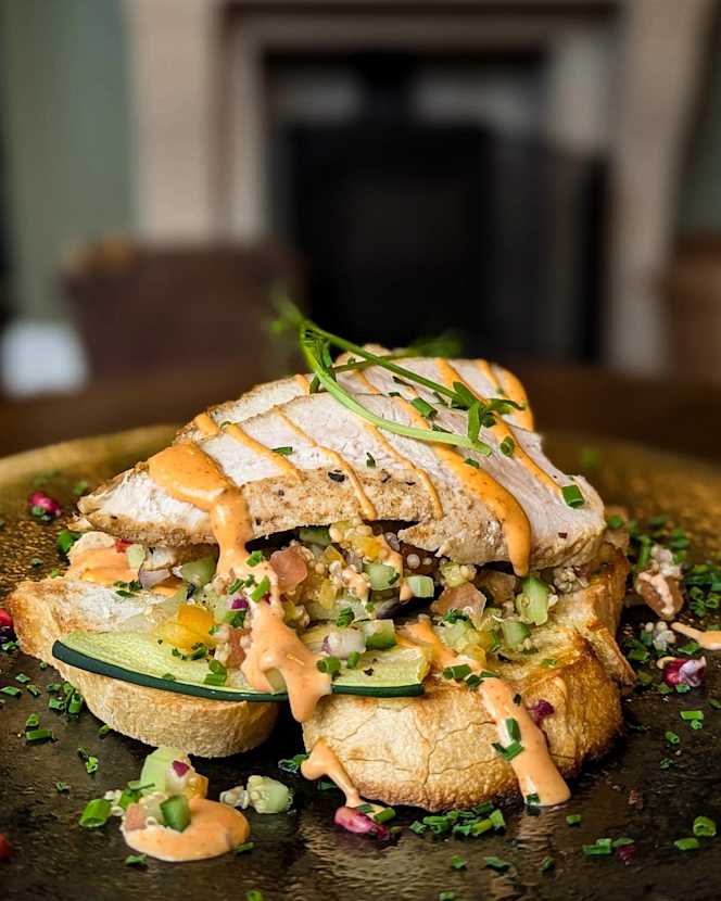 Eastham Ferry - Gastro Pub - 8