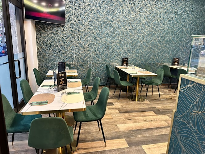 Pizzeria La Rinascita con forno a legna - 3