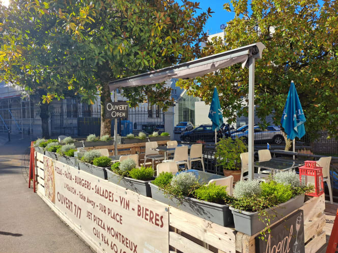 Jet Pizza Montreux - 0