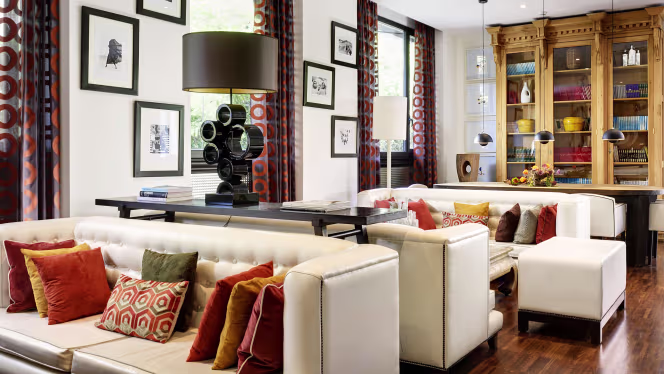 Paparazzi Lounge Restaurant - 3