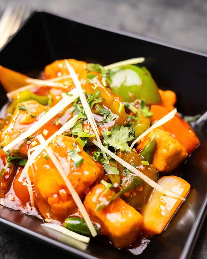 Holy Tikka - Indian Streetfood & Bar - 0