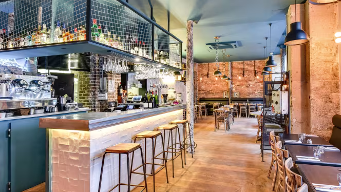 Harper's Paris 15 - 1