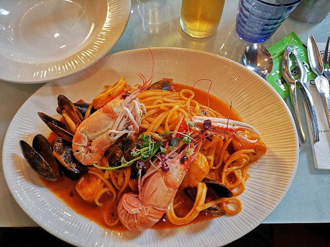Coia's Cafe & Restaurant - 6