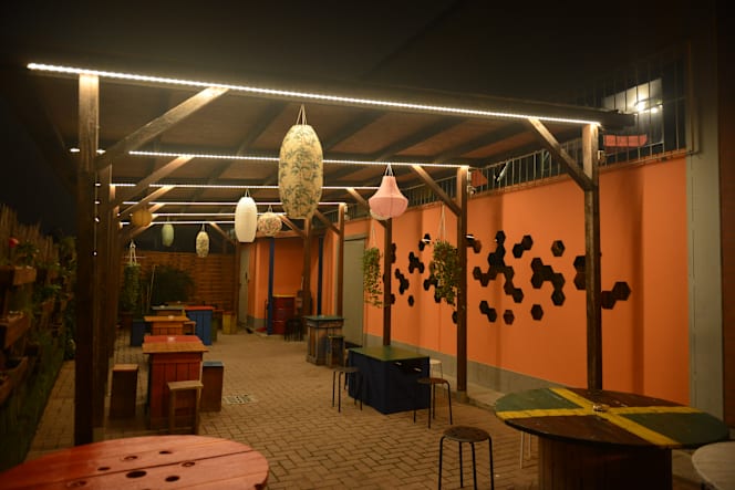 Jamaika Music Bar - 1