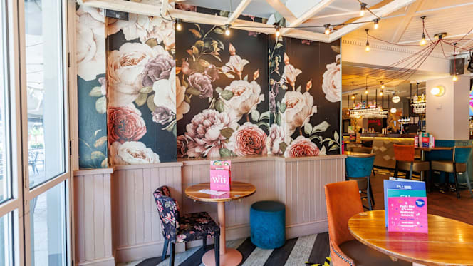 Slug and Lettuce Watford - 5