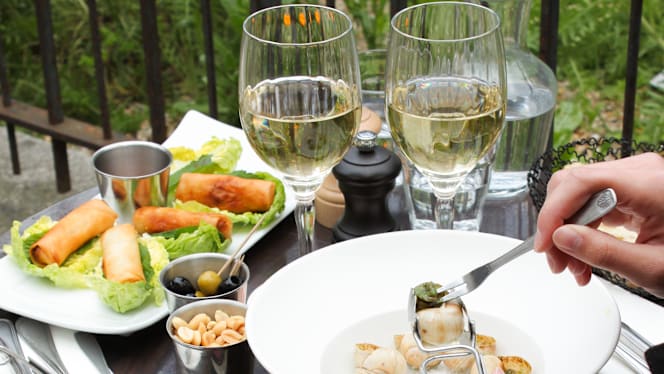 Le Petit Pont - Paris - 5