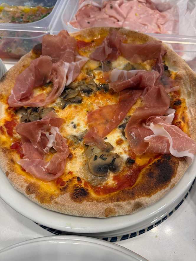 La Conchiglia Pizzeria con cucina - 3