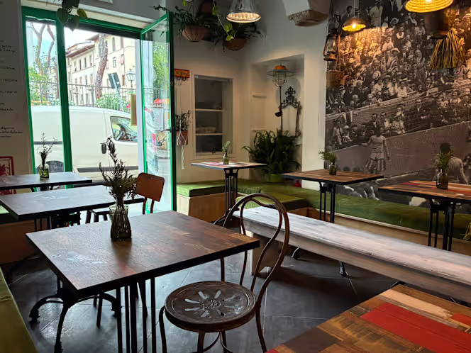 Santo Falafel - 100% Vegan - Borgo Allegri - 0