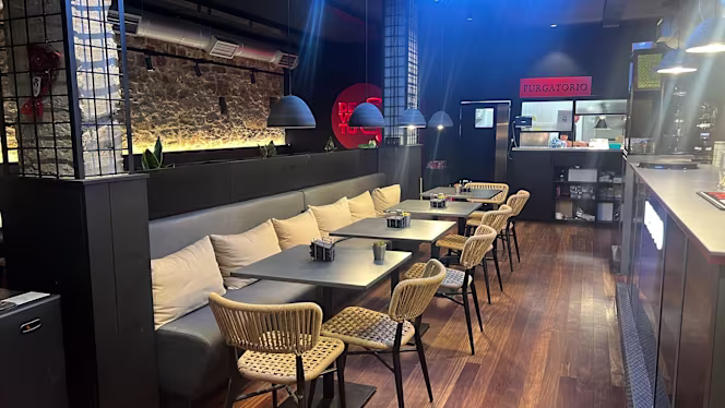 Devoto Burger - Oviedo - 7