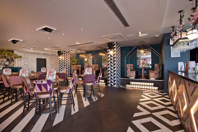 Slug and Lettuce Milton Keynes The Hub - 1