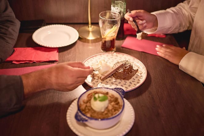 Mary's Pub & Restaurant - 2